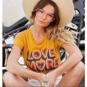 Dazey LA Love More tee